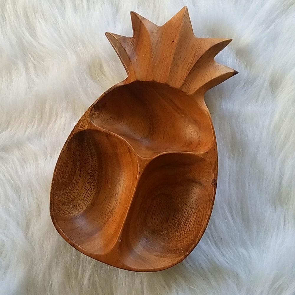 Pineapple shaped decorative wooden bowl